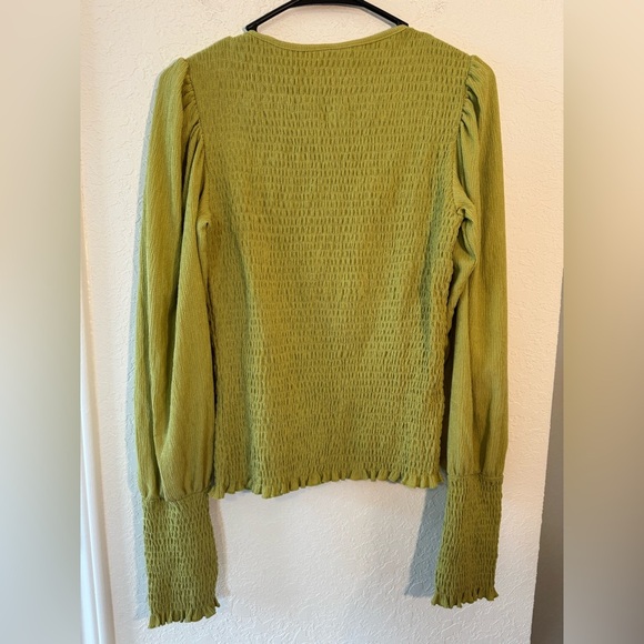 Anthropologie Smocked Long Sleeve Puff Sleeves Green Ruched Top Size Medium - Picture 8 of 9